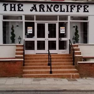 Arncliffe Lodge